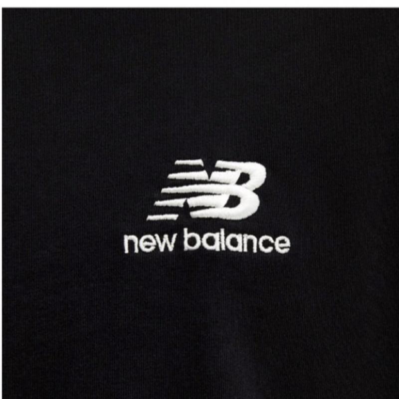 New Balance Club  Uni Small Logo Long Sleeve Tee Nbnde11013 19 Long Sleeve Tee