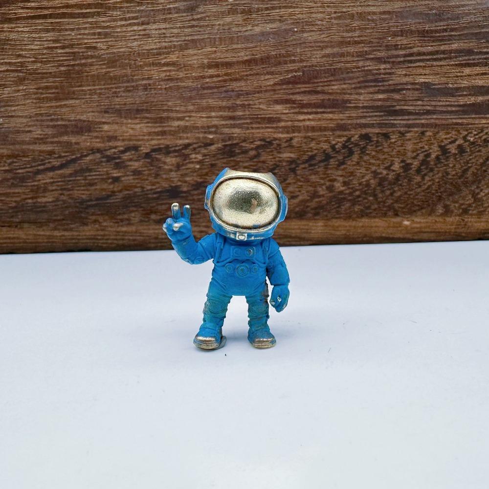 3D Design Spaceman Lanyard Charm Brass Figure Spacer Bead for Keychain DIY Making