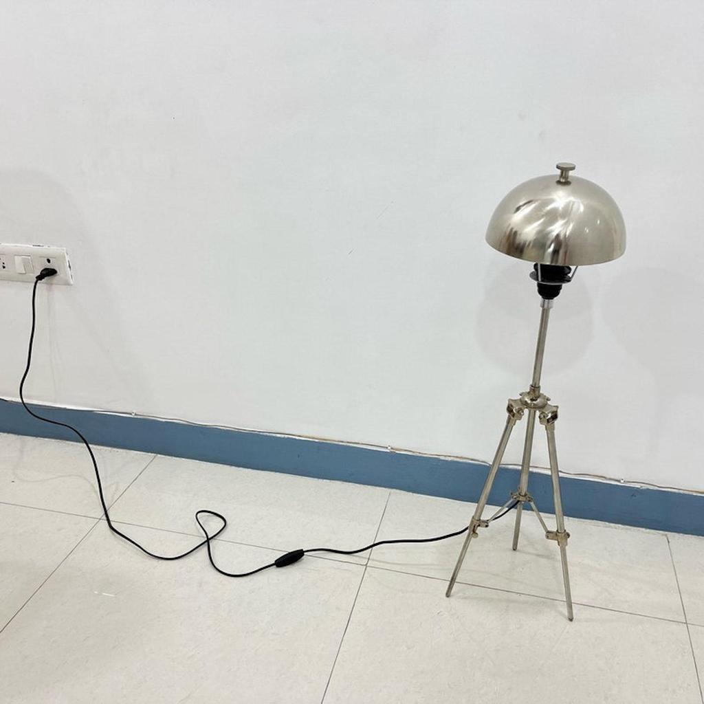 Декоративная хромированная настольная лампа с хромированным абажуром Mid Century Modern Lighting Lamps