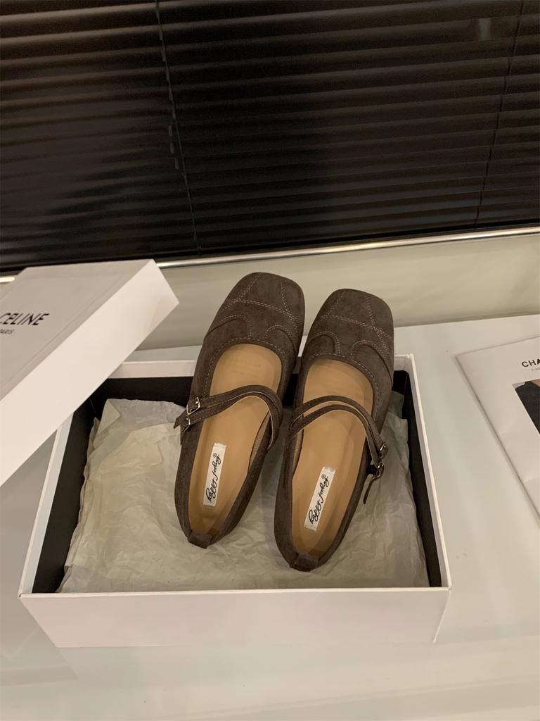 Ретро замшевые туфли Мэри Джейн на плоской подошве женские туфли 2025 новая весна и осень мягкая подошва для работы женские туфли