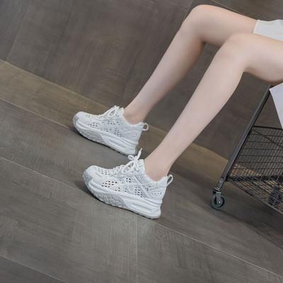 Женская обувь – Кроссовки