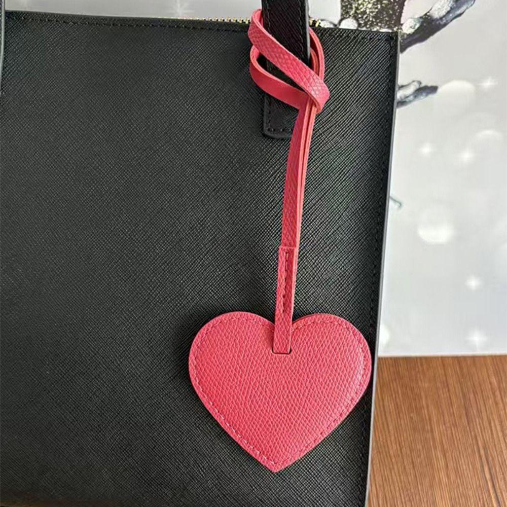 Hanger Pu Love Keychain Heart Shaped Bag Decoration Pu Leather Heart Pendant Bag Accessory