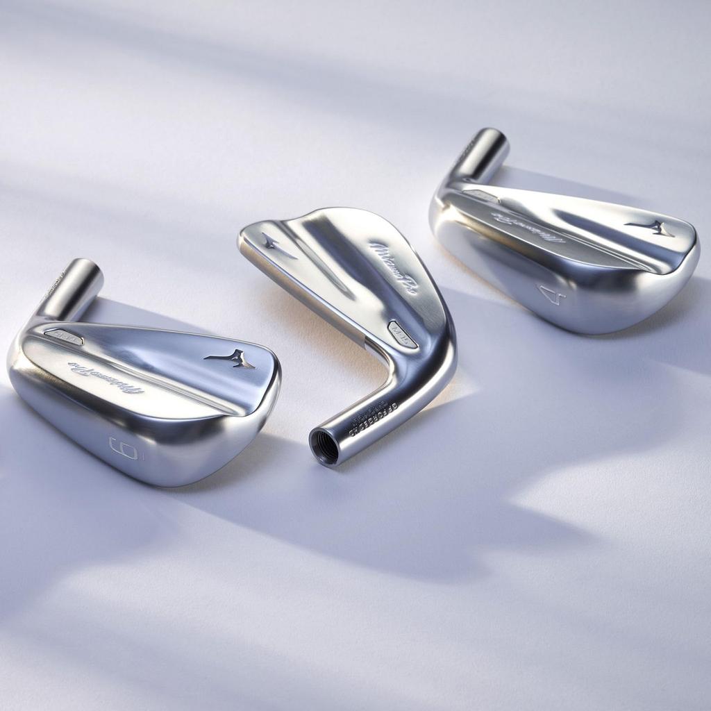 MIZUNO Men's Mizuno Pro M-15 Gap Wedge (GW) Golf Club with MODUS3 TOUR 105 Steel Shaft, Flexibility S, 5KJHB347