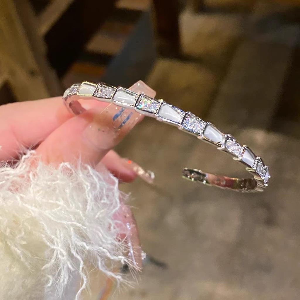 Spirit Snake Shaped Snake Bone Bracelet Texture Bracelet Zircon Ins Light Luxury Adjustable Bracelet