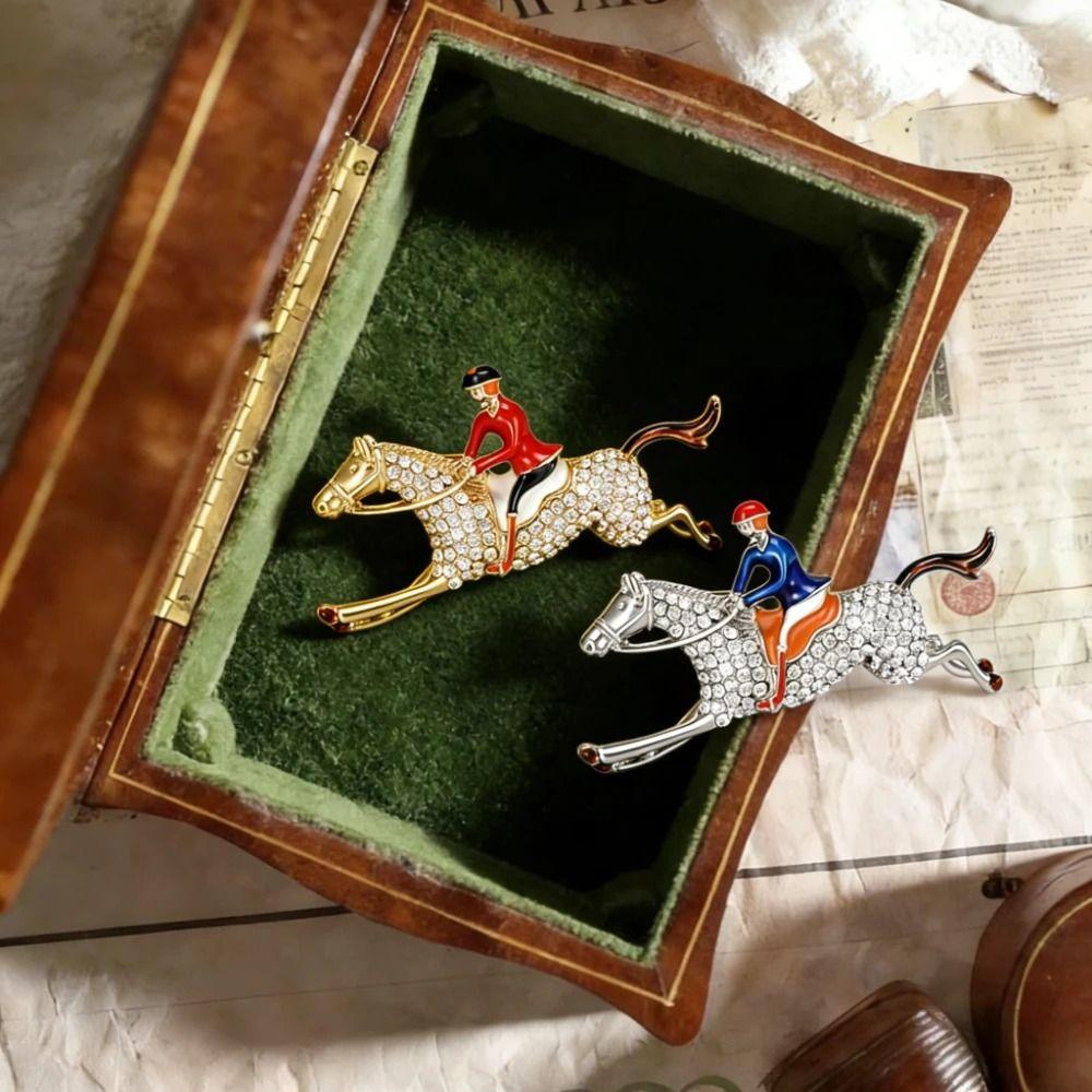 Rhinestone Decoration Soldier Lapel Pins Baroque-Style Lapel Decoration Horse Rider Brooch Daily