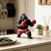 Модный настольный предмет декора Креативная фигурка боксирующего гориллы Статуя короля Конга из смолы с классными аксессуарами для украшения комнаты Перчатки,