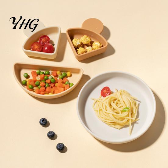6 Months to 3 Years Feeding Silicone Suction Plate for Toddlers, Cute Bear Detachable Divided Dinner Non Slip Baby Tray Plate, Anti-slip
