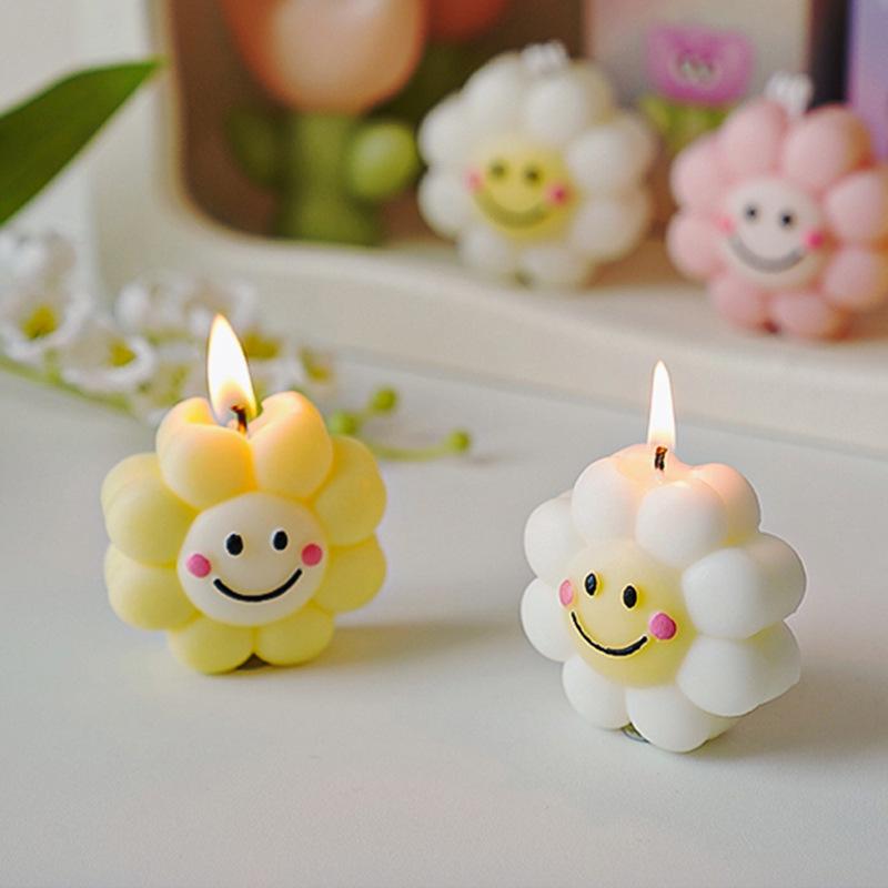Sunflower Scented Candle - Handmade Flower-Shaped Cute Ornament Souvenir