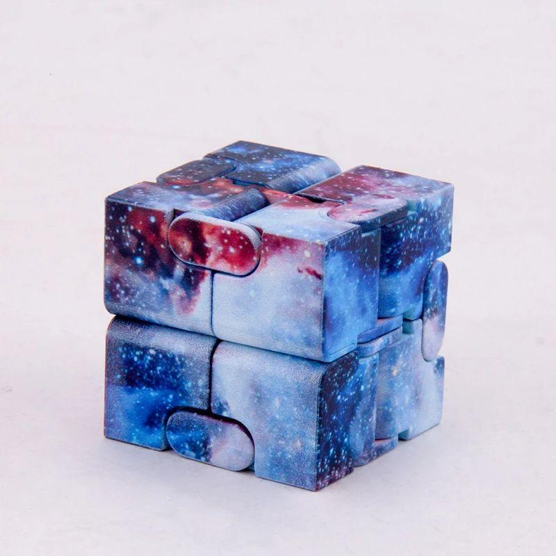 Infinite Flip Magic Cube Starry Sky Puzzle Toy Four Corner Maze Toy for Children and Adults, Stress Relieving and Relaxing