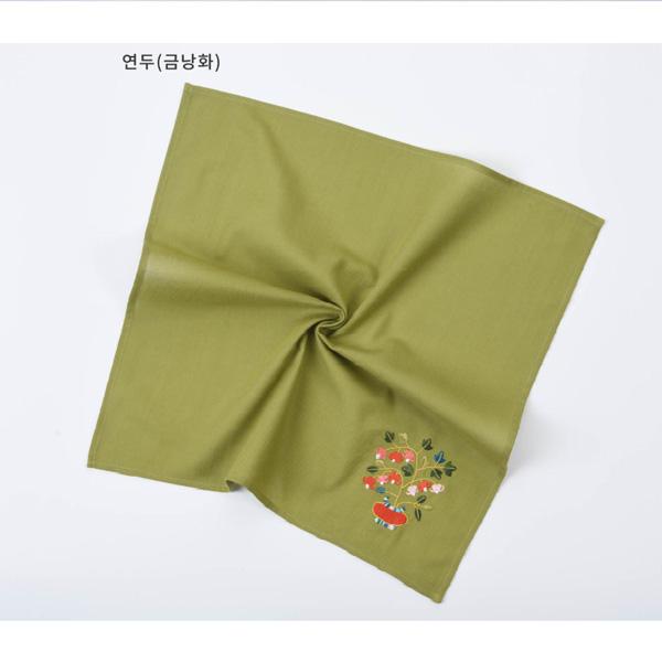 Embroidered “Flower & Auspice” Handkerchief – National Museum of Korea Exclusive