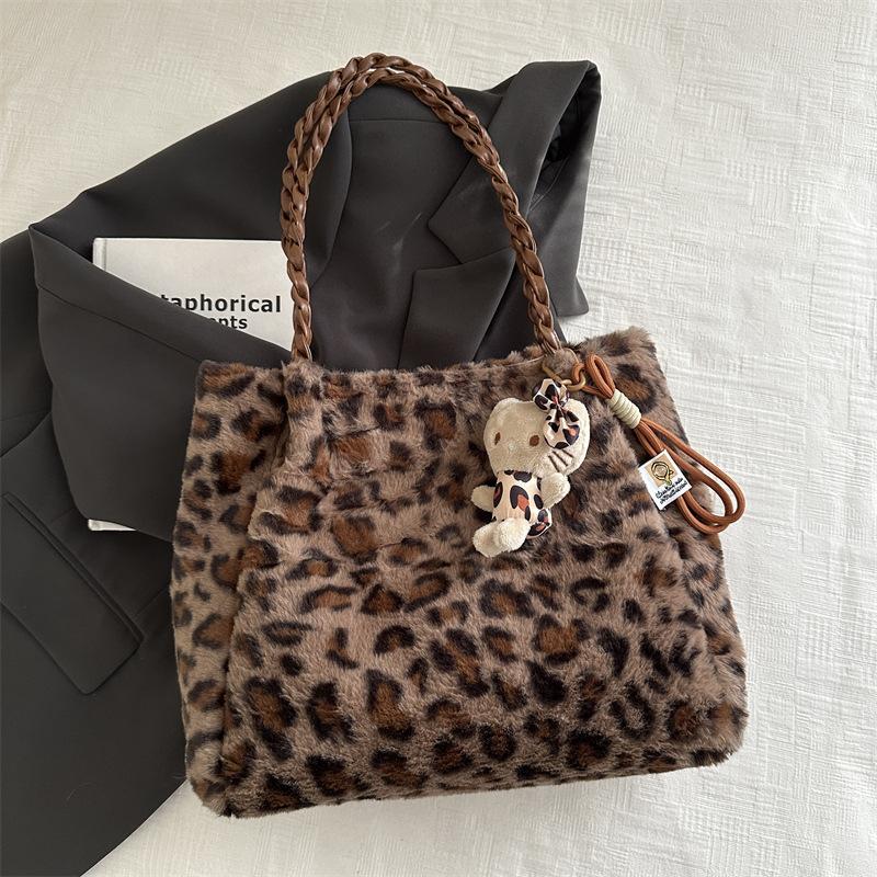 Зимняя плюшевая сумка-тоут с леопардовым принтом, женская модная сумка через плечо с цепочкой, универсальная пушистая сумка-мессенджер