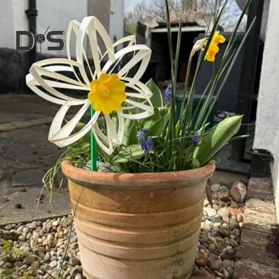 Саморегулирующаяся ветряная турбина Подсолнух Нарцисс Вертушка Ветряная мельница Уличный металлический цветок Ветряная мельница для сада и двора Художественное украшение