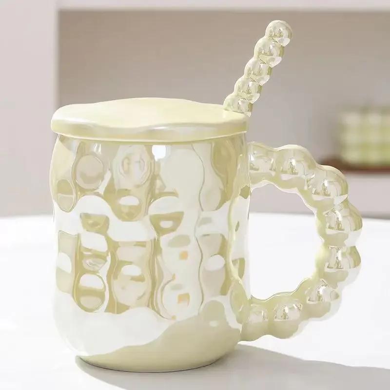 Утолщенная керамическая чашка Premium Feel Mark Cup с крышкой-ложкой, идеальная офисная чашка для девочек, идеальная чашка для питья для дома, кружки для кофе и воды