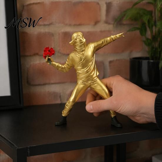 Artistic Living Room Ornament Resin Flower Throwing Boy Statue Ornament, Modern Abstract Sculptures, Unique Gift for Art Lovers Minimalist Figurine