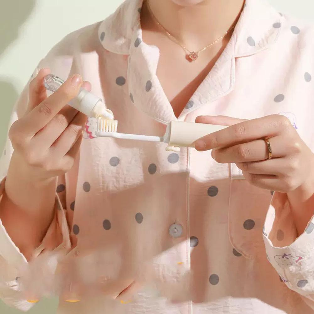 1 штука - Удобный дорожный контейнер для зубной щетки, складной набор 2-в-1 - Маленький и удобный - Незаменим для бизнеса