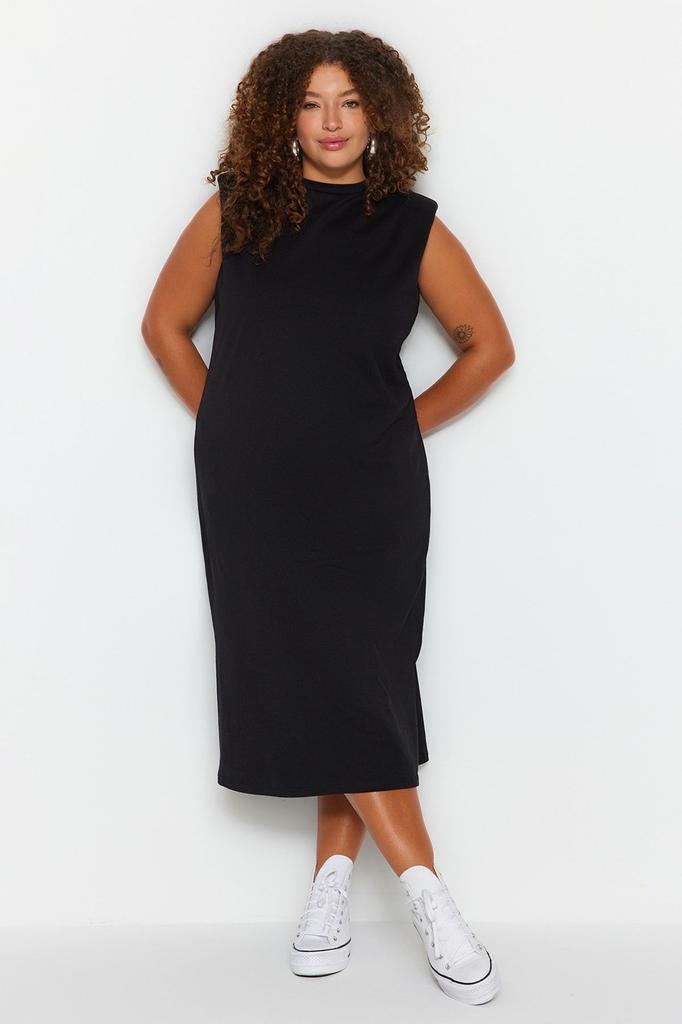 Women's Style Plus Size Black Crew Neck Padded Knitted Dress