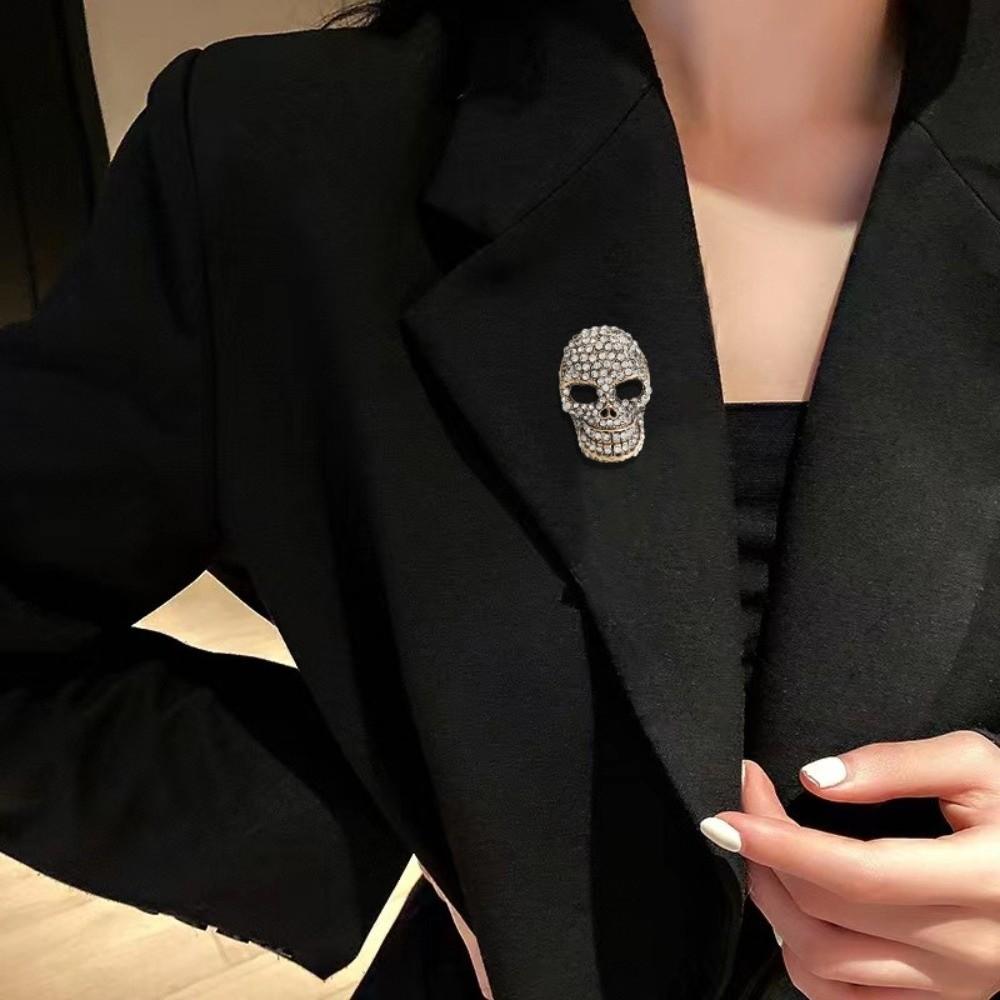 Rhinestone Halloween Skeleton Brooch Zinc Zinc Zinc Alloy Gothic Skull Badge Lapel Pin Bag Accessories