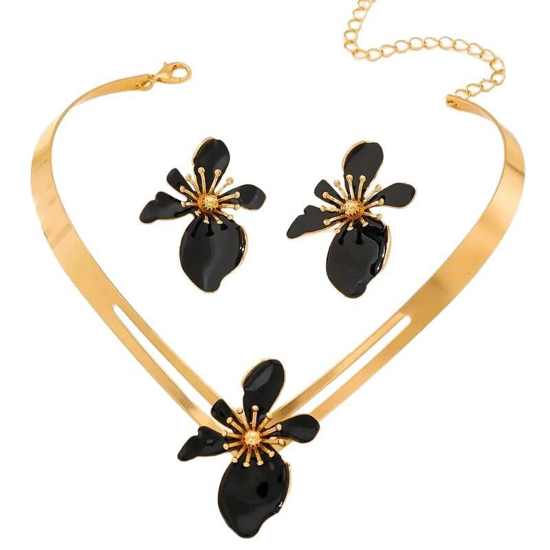 European and American jewelry set, personalized metal flower dripping oil design earrings, versatile high-end necklace