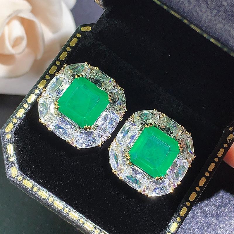 Ювелирные изделия Винтажный комплект Изумруд Цирконий Квадратные серьги Премиум Темперамент Серьги Серьги-гвоздики