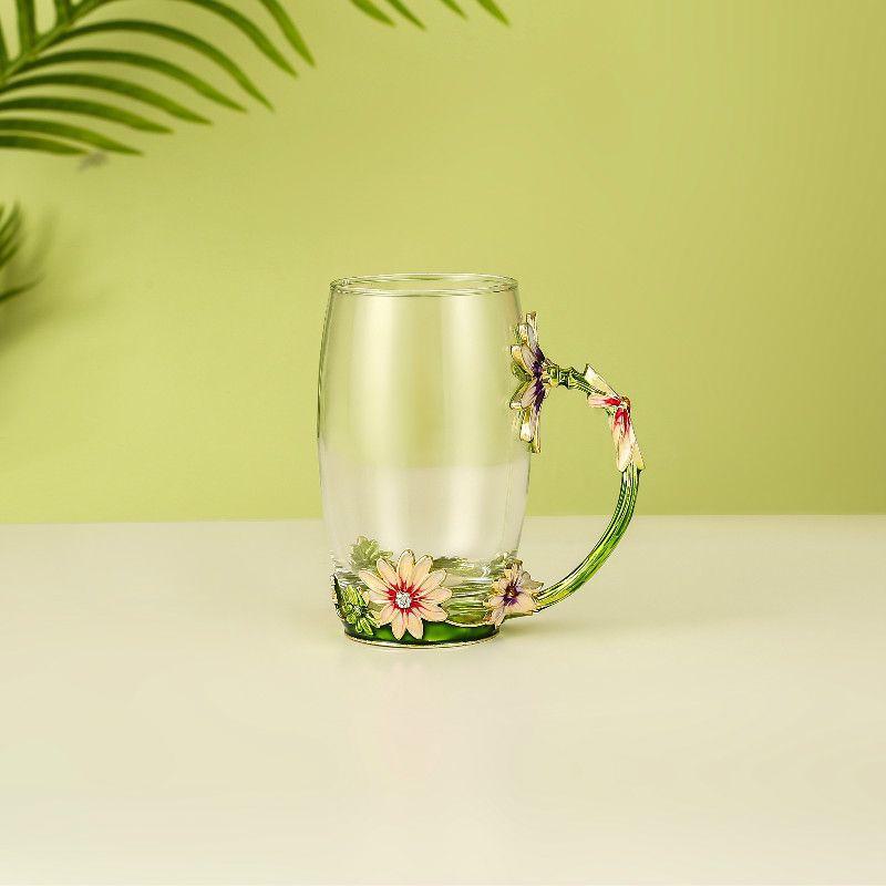 Чайная чашка из термостойкого хрустального стекла с эмалью Daisy — идеальный подарок на день рождения или праздник