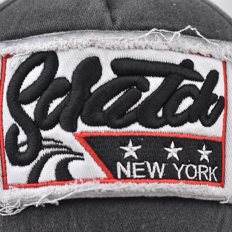 Бейсболка из стираного хлопка с объемной вышивкой. Стираная старая кепка «Нью-Йорк».