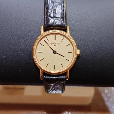 Подержанные женские часы Longines