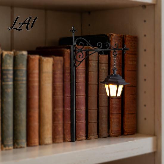 Holiday Housewarming Present Ghost Bookshelf Light Decorative Retro Lantern for Library Decor Warm LED Fantasy Interior Decor Gift Reading Lamp Book