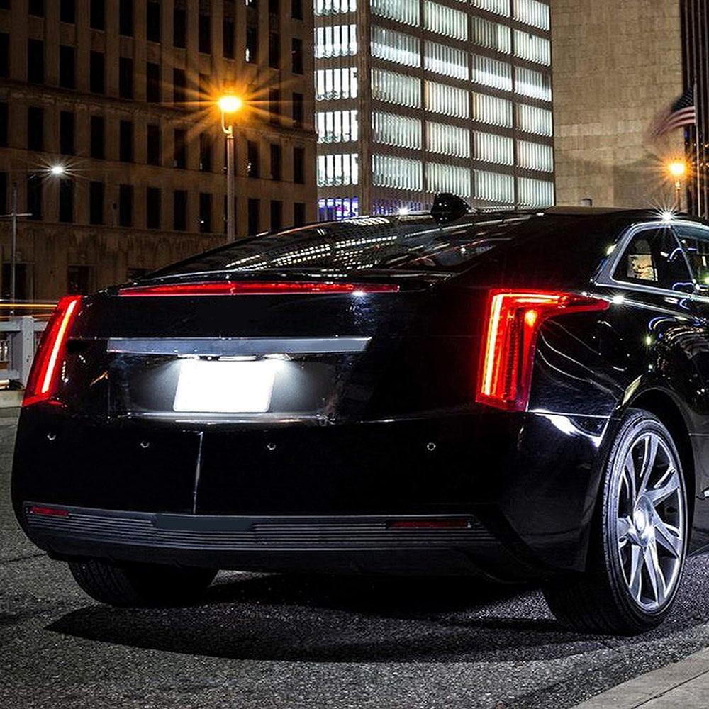1 пара белых светодиодных фонарей подсветки номерного знака для седана Cadillac CTS 2008-2010