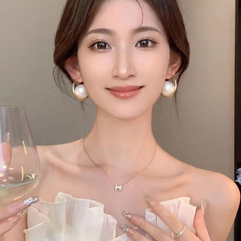 Серьги с жемчугом в стиле ретро высокого класса - Коллекция 2025 г.