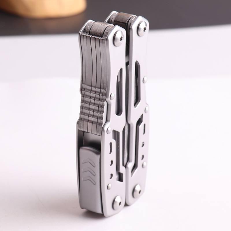 Мультитул складной Traveler MQ051G / 12 инструментов / для туризма / рыбалки / вело / с чехлом