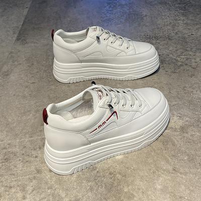 Кожаная внутренняя часть увеличивает рост белые туфли женские туфли весна и лето 2025 новые легкие туфли с толстой подошвой повседневная спортивная обувь