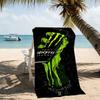 Пляжное полотенце с узором из логотипов Monster Energy - мягкое, впитывающее, можно стирать в машине. Легкое и современное, для плавания, незаменимо в путешествиях