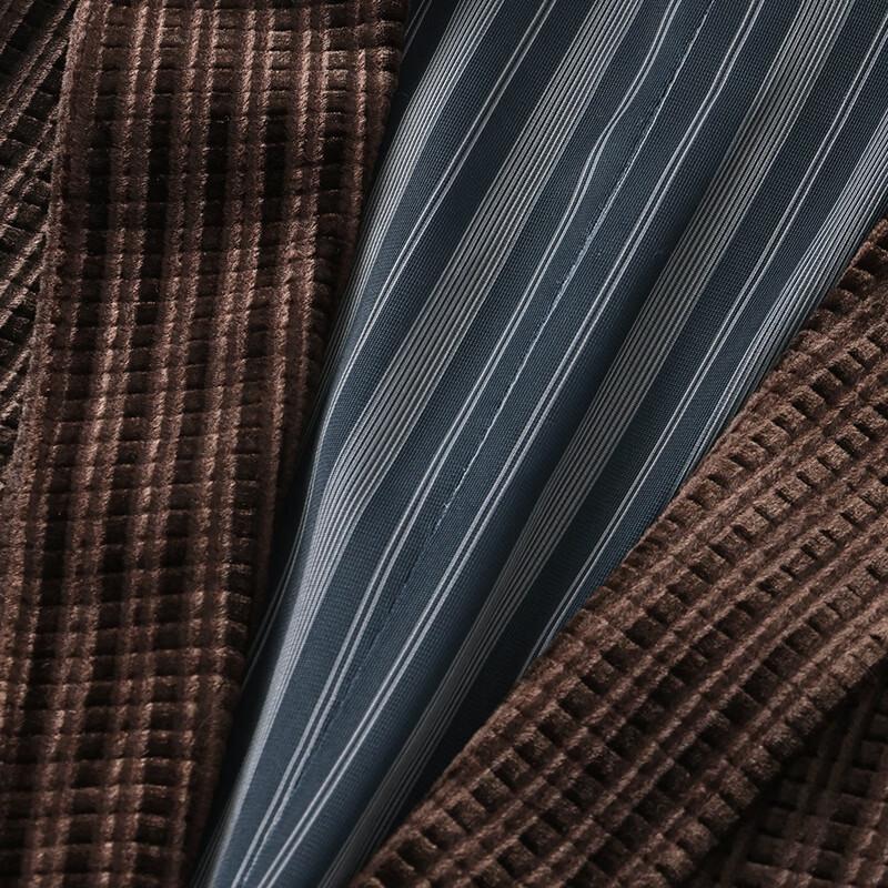 Мужской бархатный блейзер в стиле business casual