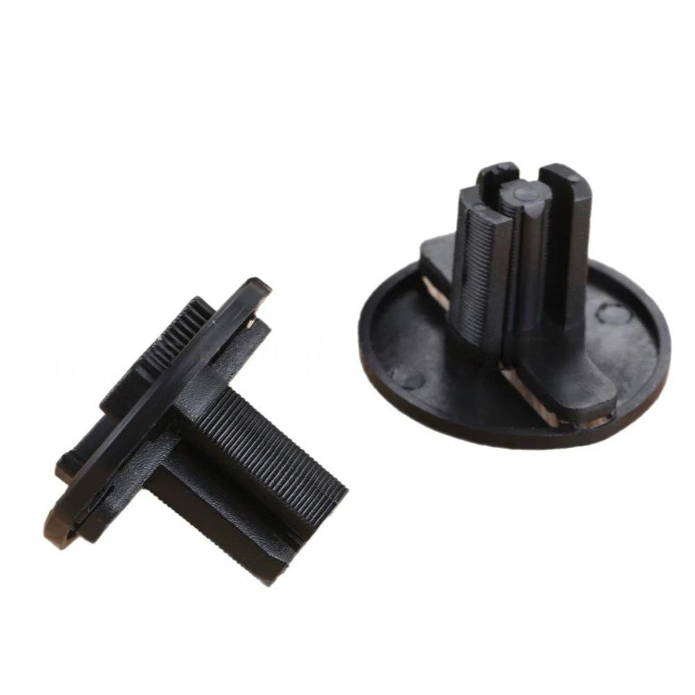 Mercedes-Benz 300C/E420/E320/E300/E260 Headlight Clip (Part: 1248210520)