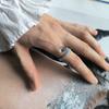 Серебряное кольцо с натуральным топазом 5.49ct, фианитами, вес изделия 3,89 гр (2206989)