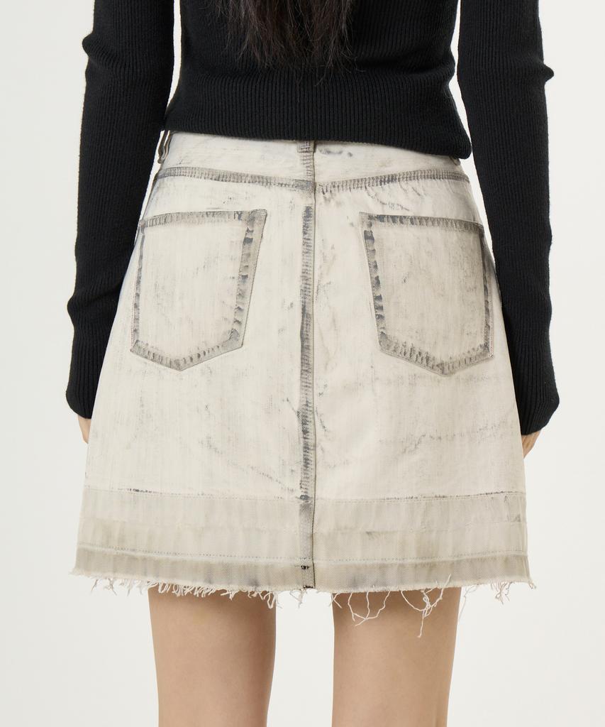Unknown Planet Slit Mini Skirt Dirty White
