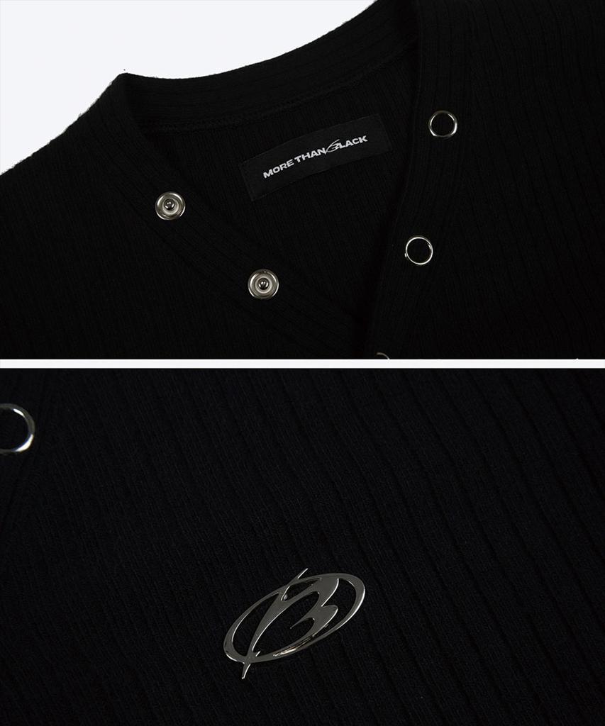 MORE THAN BLACK Logo Snap Knit