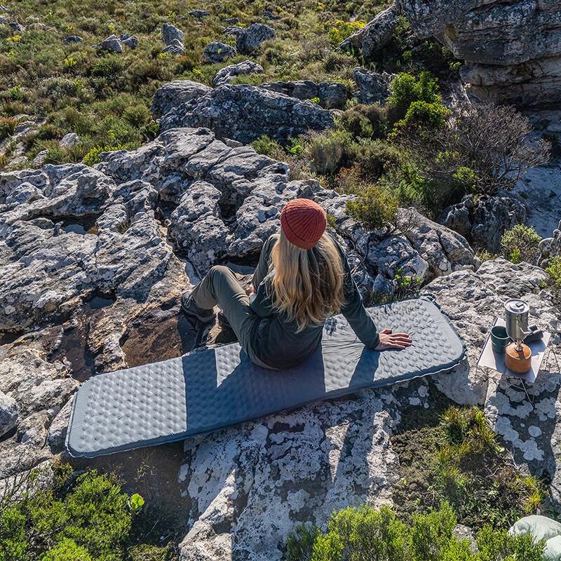 Сверхлегкий самонадувающийся туристический коврик Naturehike