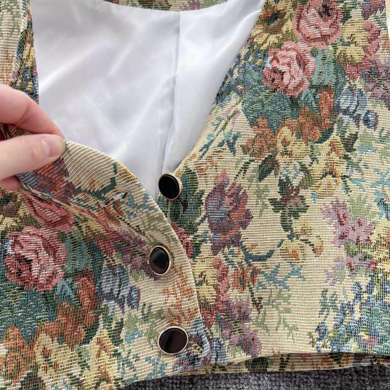 Винтажная шикарная майка с цветочным принтом, женская майка с вышивкой и v-образным вырезом во французском стиле, женская летняя рубашка в стиле ретро, ​​универсальный модный дизайн, вечерние жилет