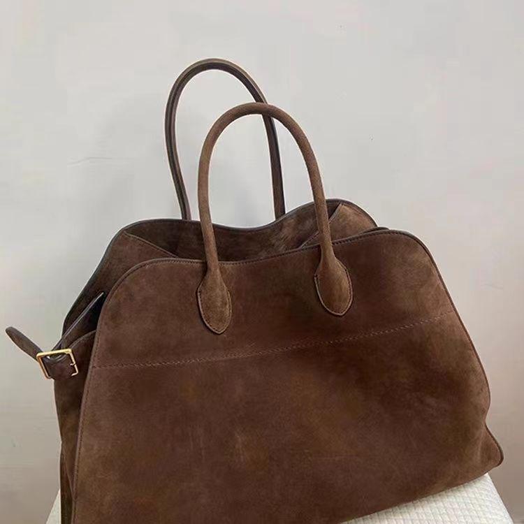 2023 High-End Retro Commuter Tote Bag for Women - Large Capacity, Autumn/Winter Design
