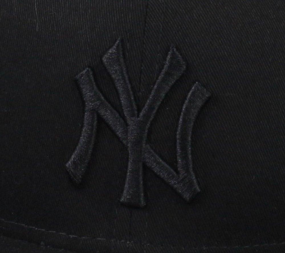 New Era Кепка 9Fifty MLB New York Yankees Черная/Черная, Размер M/L [Б/у]