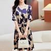 Модное принтованное платье с коротким рукавом, темпераментное шелковое платье, женское летнее новое платье с V-образным вырезом, приталенное по талии, узкая юбка из шелка тутового дерева