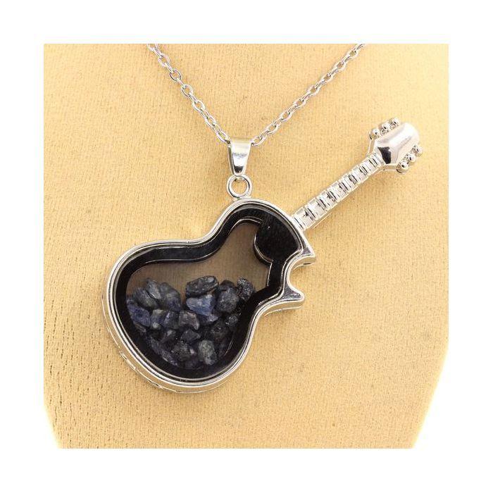 Камни и минералы. Ожерелье Необработанный сапфир. Модель гитары.