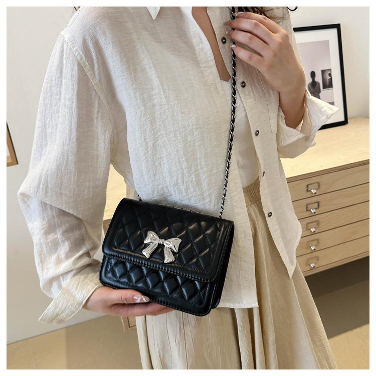Fashion Rhombus Quilted Small Shoulder Bag Trendy Chain Crossbody Bag Casual Faux Leather Handbag for Women KTB