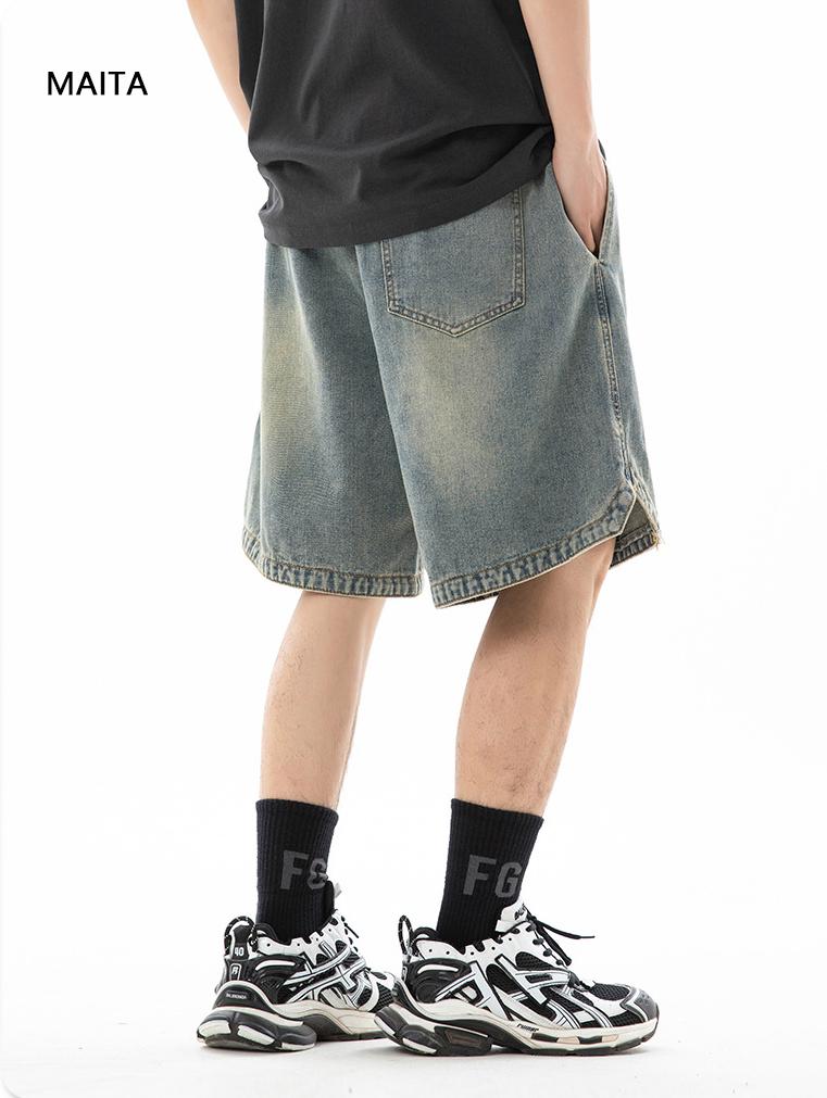 Мужские джинсовые шорты с треугольным подолом