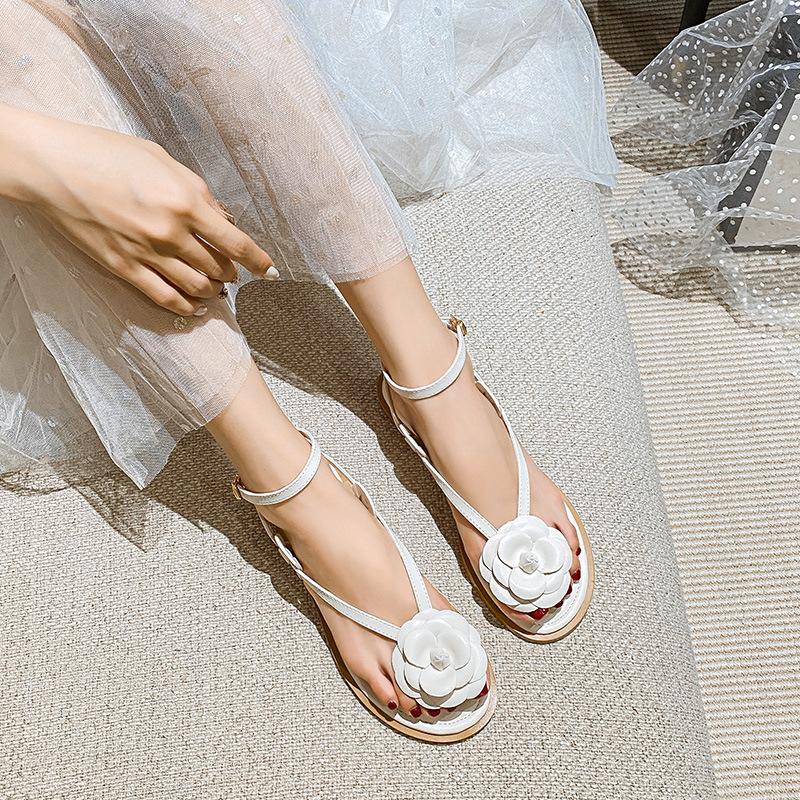 Празднуйте 2025 Лето Новые Элегантные Женские Сандалии На Плоской Подошве Женская Обувь Дизайн с Цветком Черные Белые Вьетнамки Большой Размер 42 43