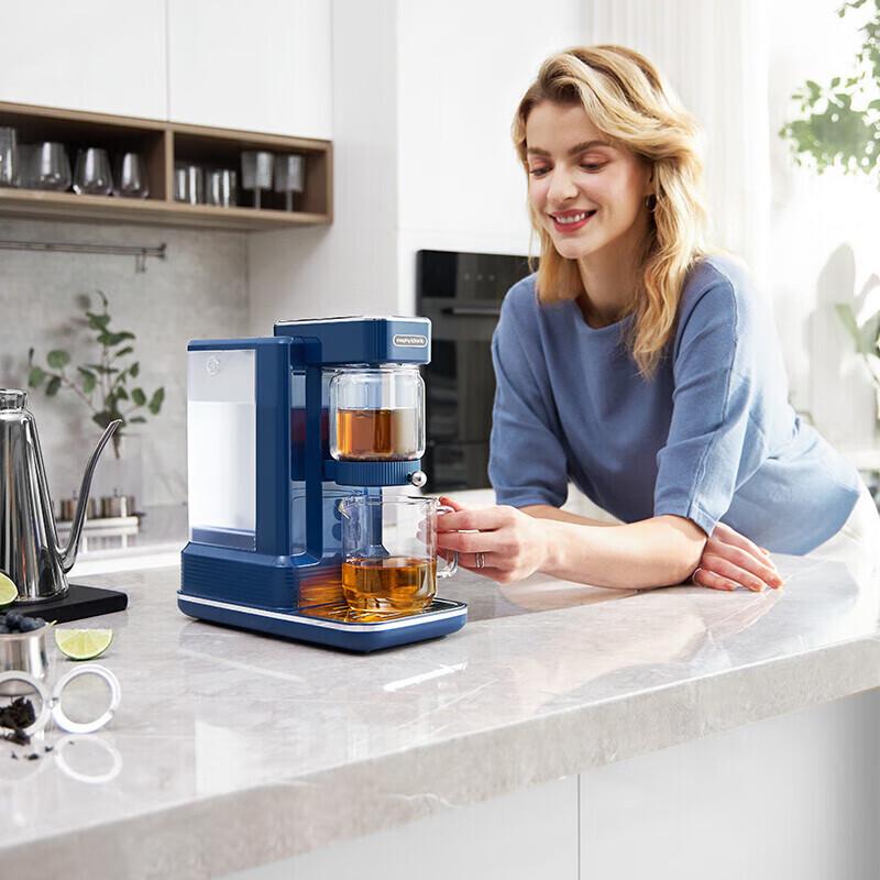Машина для мгновенного нагрева воды и заваривания чая Morphy Richards MR6087 вилка CN (адаптер в комплекте)