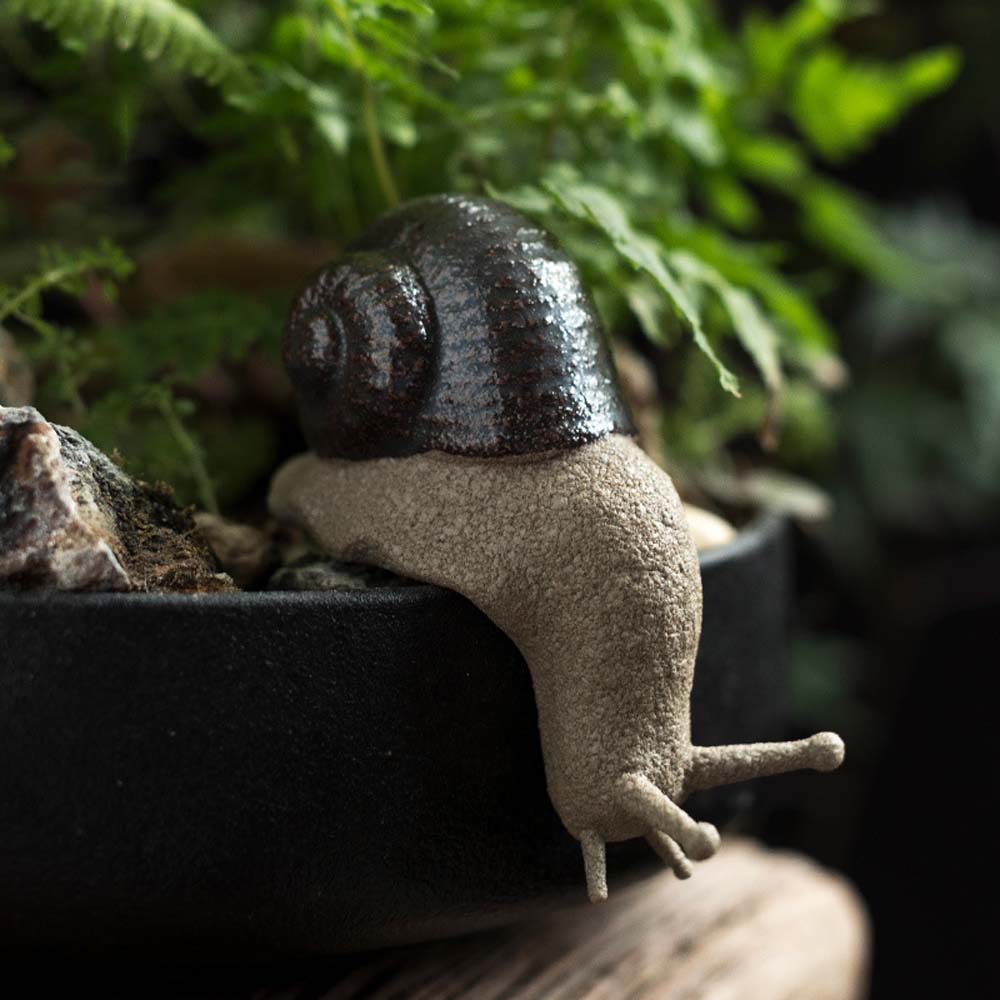 Home Decoration Living Room Craft Figurine Bonsai Ornaments Ceramic Small Snail Miniatures