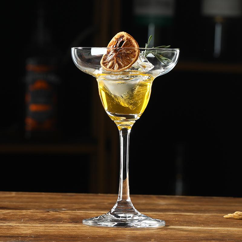 Бокал для коктейля «Маргарита», бокал для коктейля «Дайкири» или любого другого напитка