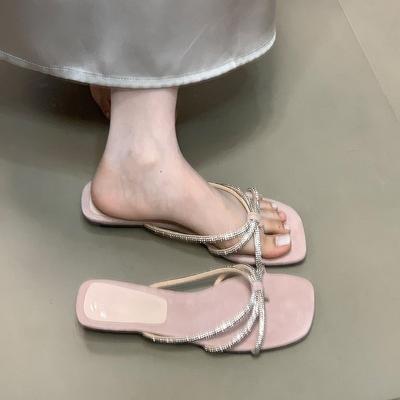 Женская обувь – Сандалии